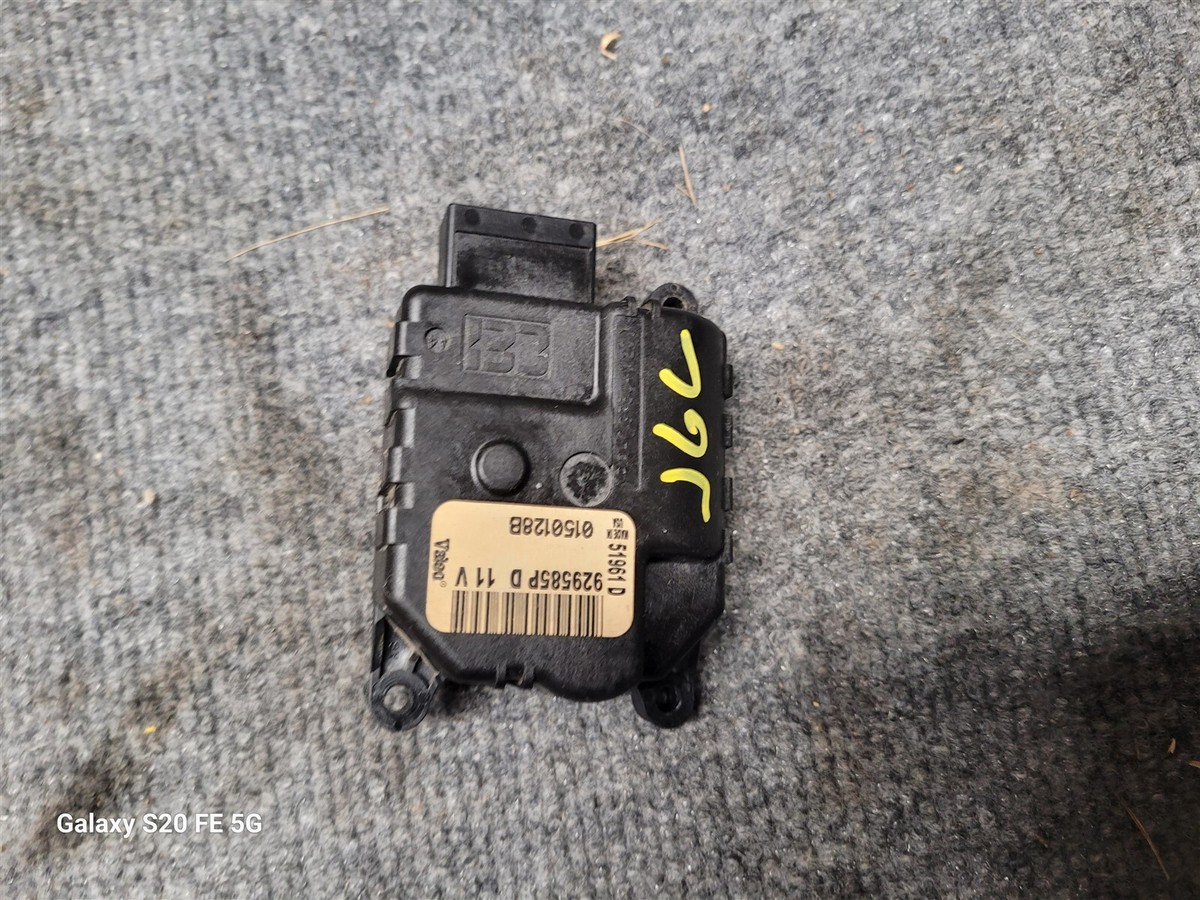2005-2010 Jeep Grand Cherokee AC Heater Blend Door Actuator 51961