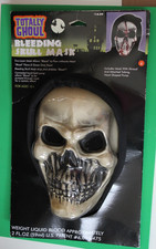 BLEEDING SKULL MASK -HALLOWEEN TOTALLY GHOUL SEALED