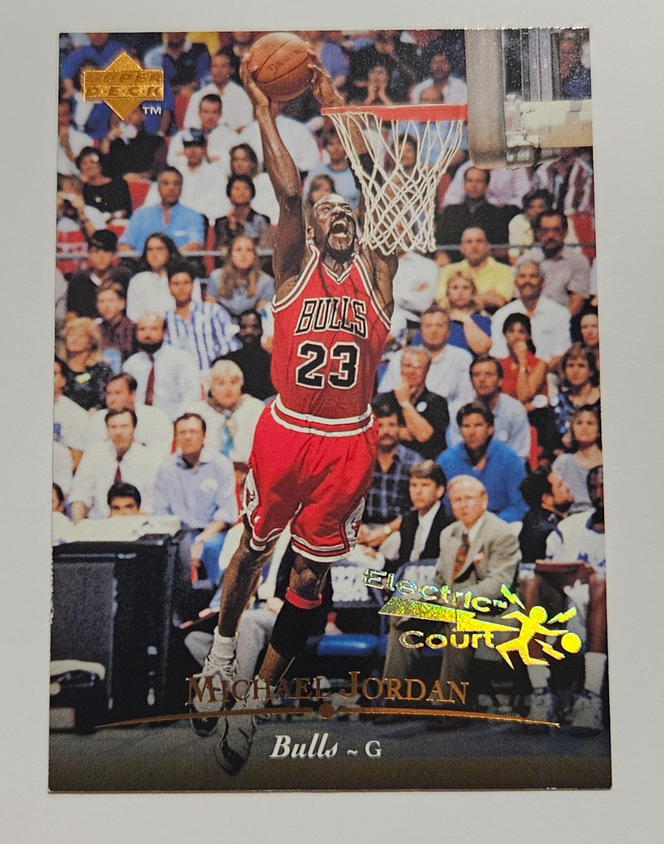 MICHAEL JORDAN RARE 1995 UPPER DECK #23 "ELECTRIC COURT" Silver VERSION!!!.