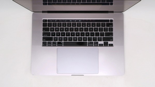 Apple Macbook Pro 16" i9-9980HK 16GB 512GB - Bueno 2
