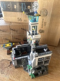 LEGO City 60130 100% Complete Retired 12 / 2017