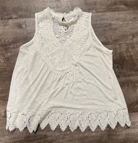 No Boundaries Blouse Women's Size XXXL White Sleeveless Used Great Condition