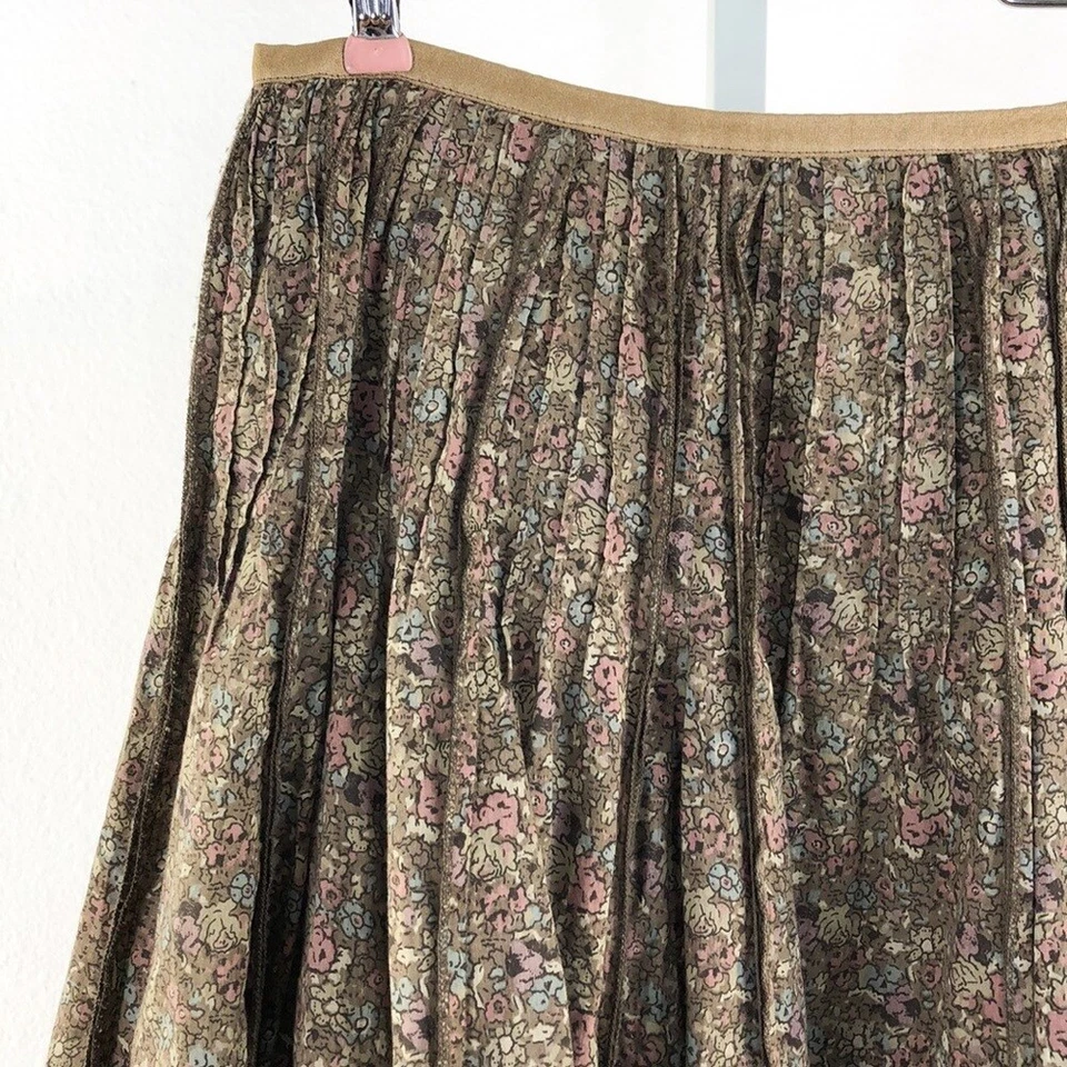 Falda Tan Anthro Mirando a las Estrellas Gris Estampado Pradera talla 8 Foto 2 de 4