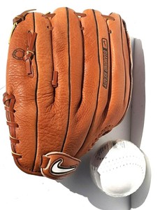 nike show series diamond ready glove