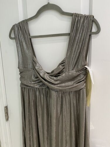 Sean John Women’s Silver Metallic Short Sleeveless Dress Size 10 New With Tags! - Picture 2 of 12