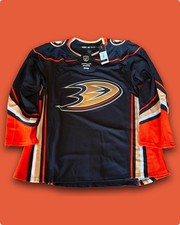 Anaheim Ducks Collecting and Fan Guide 9