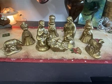 Vintage Hand-painted Nativity Manger Ceramic Set 8 Piece Gold Christmas