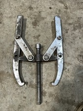 Large 2 Jaw Puller Not Sure Of Brand Otc But Is A Well Built Puller Large 2 Jaw Puller Not Sure Of Brand Otc But Is A Well Built Puller
