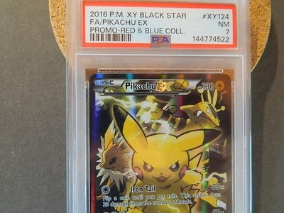 POKEMON XY BLACK STAR PROMO RED & BLUE COLLECTION FULL ART/PIKACHU