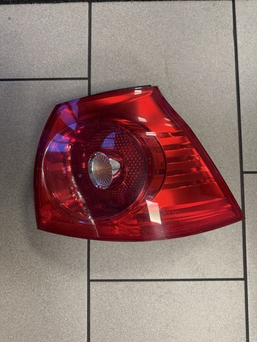 Vw Golf 5 Limousine Rücklicht Hinten Links
