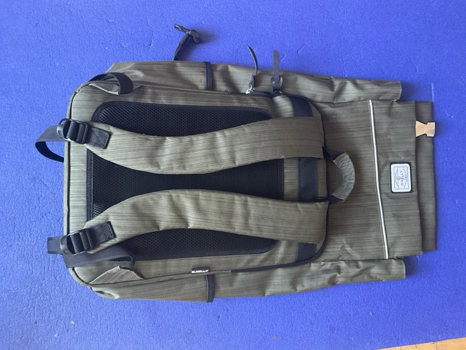 Roll Top Rucksack marke D. Kelly "BUSINESS ROLL" Steckverschluss aus Metall