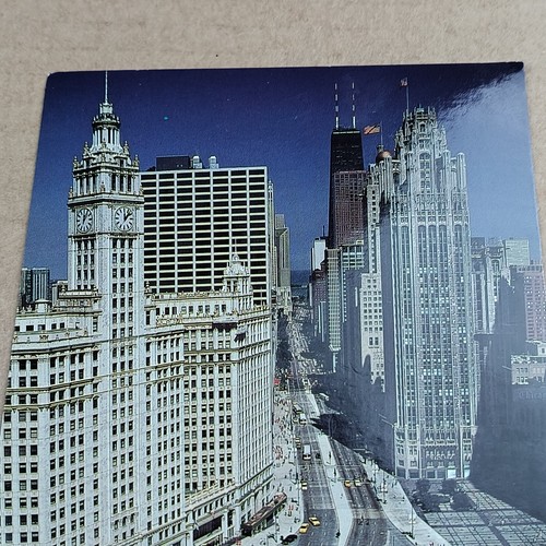 Chicago Magnificent Mile Postcard Michigan Avenue Wrigley Building Skyline Vtg - 第 2/8 張圖片