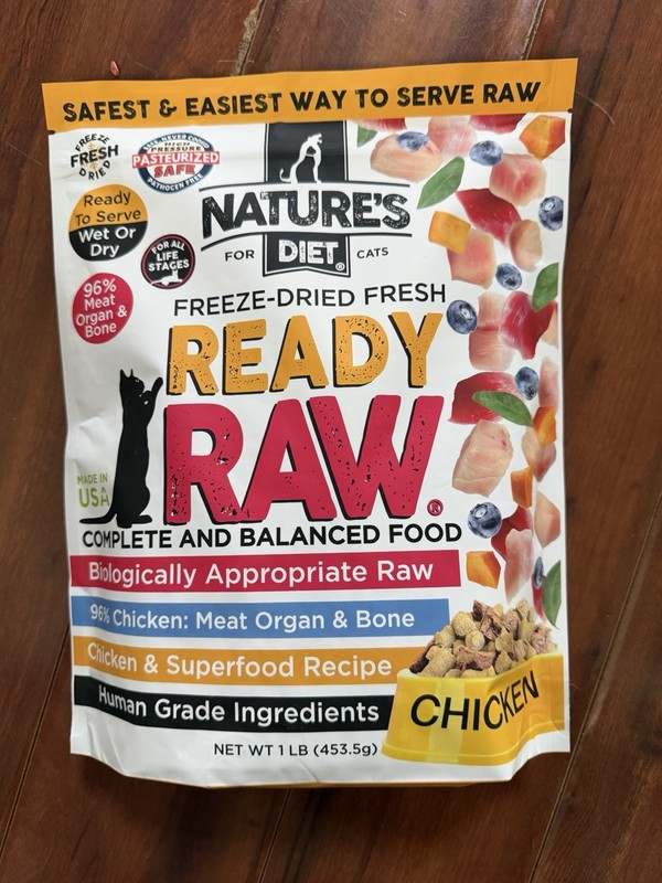Nature's Diet Ready Raw Cat Food Freeze-Dried Chicken Superfood 18oz NEW