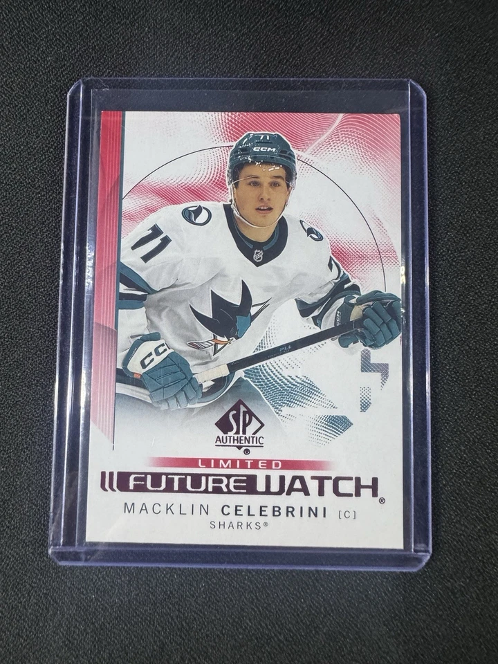 MACKLINCELEBRINI 2024-25 SP ПОДЛИННЫЙ БУДУЩЕЕ ЧАСЫ ОГРАНИЧЕННОГО КРАСНЫЙ #184 + 3 КАРТЫ ЛОТ - Изображение 2 из 4