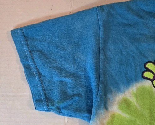 Vintage 2010 Chuck E Cheese Green And Blue Tie Dye T-Shirt Boys Size Large - Picture 2 of 7