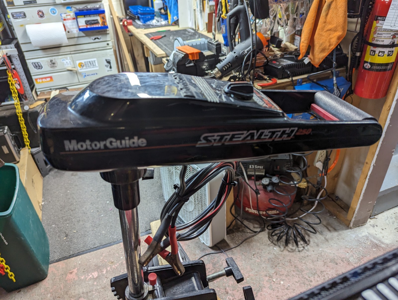 1 Ea. Stealth 250 30 Lbs Thrust 12 Volt Electric Trolling