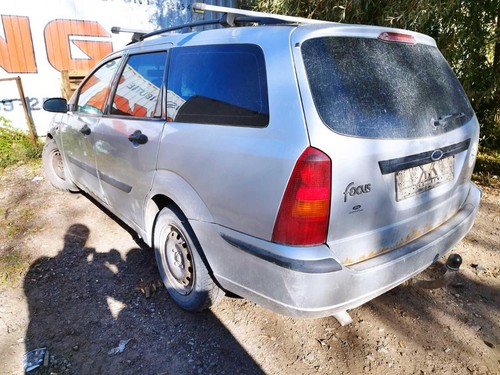 Refrigerador Ford Focus 2002 EGR (enfriador de gases de escape) usado, genuino #1476660-87 - Imagen 7 de 9