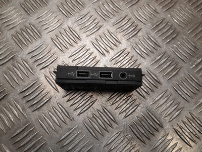 VW Tiguan II Ad1 USB Hub 5QF035726 for sale online | eBay 