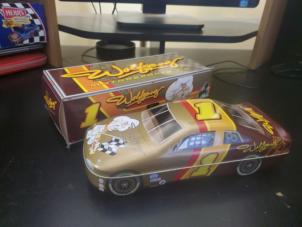 Wolfgang candy race car tin