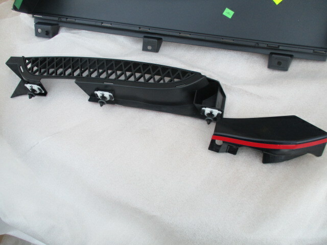 08 09 10 11 12 13 14 AUDI R8 QUARTER PANEL B-PILLAR TRIM RH 420853174BGRU  4.2L
