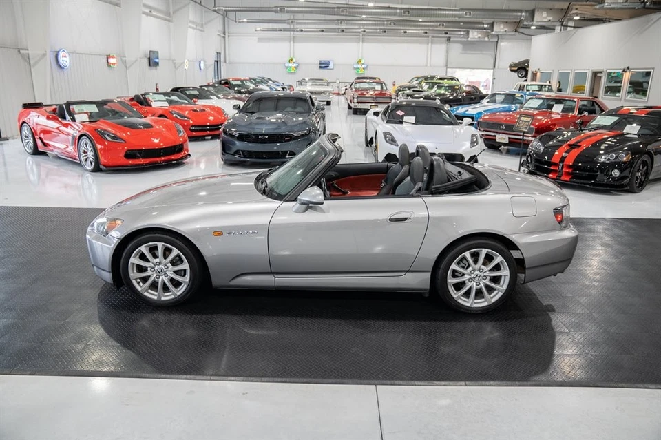 2006 Honda S2000  - Image 3 of 4