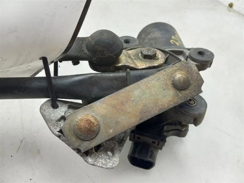 99-07 TOYOTA LANDCRUISER 4.7L WINDSHIELD WIPER TRANSMISSION - Image 2 of 4