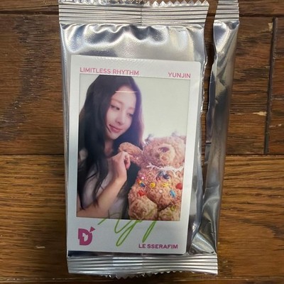 Le Sserafim Yunjin Signed Photo DICON Pop-up Tokyo HaraDon 4F
