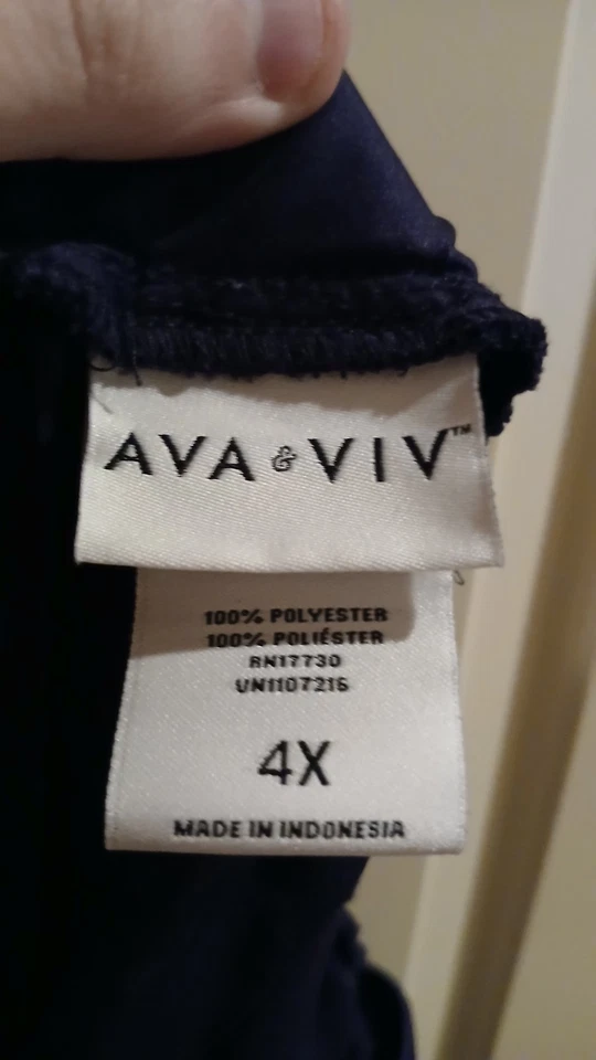 Falda Ava And Viv nueva con etiquetas, 4x 28W ciruela hasta la rodilla Foto 4 de 4