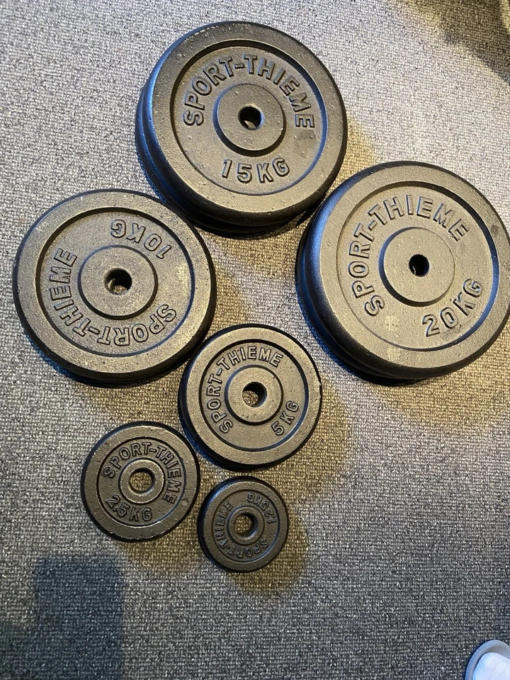 Gym, Fitnessgewichte mit Bank