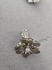 Vintage Gold Tone Floral 3D Brooch and Clip On Earring Set With Pearl Center — photo 5