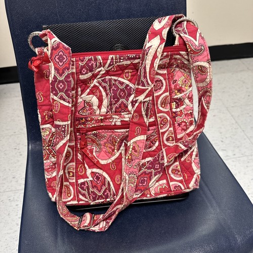 Vera Bradley Full Size Hipster/Shoulder Bag in Retired Rosy Posies w/ ID Case - Picture 3 of 12