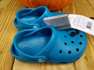 cobalt blue crocs