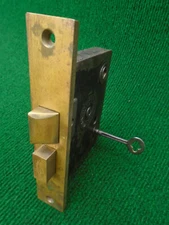 R & E RUSSELL & ERWIN # 386 3/4  ENTRY MORTISE LOCK w/KEY - NICE  (40324)