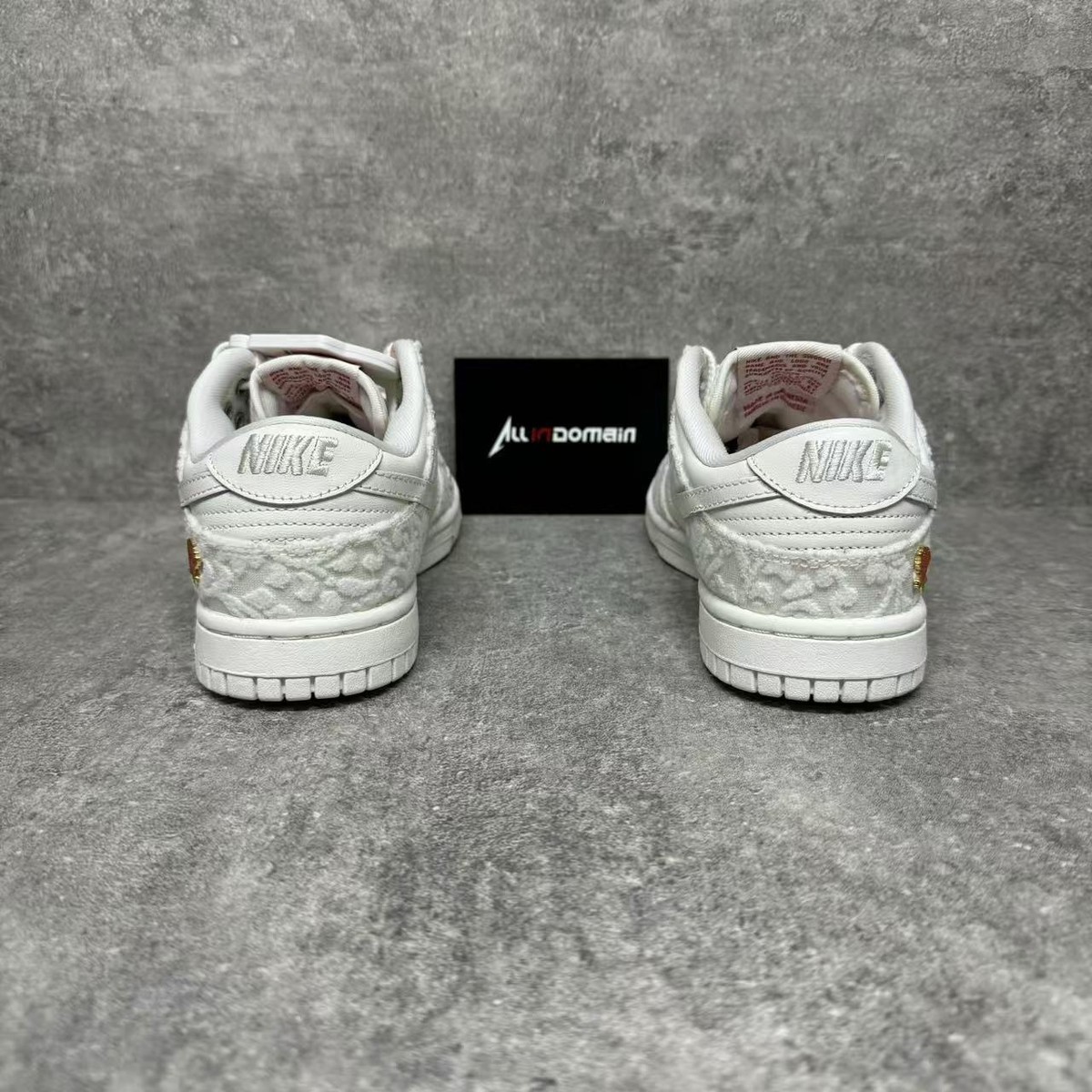 Level SS/New - Nike Dunk Low Give Her Flowers W Women's FZ3775-133