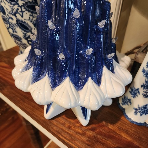 Ceramic Lava Christmas Tree INSPIRED ELECTRIC Med Blue Chinoiserie - Picture 2 of 5