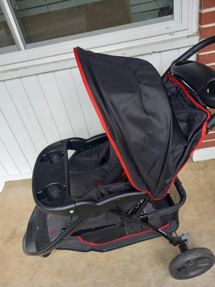 Sistema de viaje Safety 1st Smooth Ride con tecnología QuickClick - rojo (TR378EWQ) Foto 3 de 3