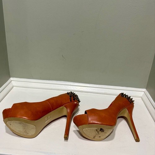 Bakers Brown Platform Stiletto Peep Toe Heels w/ Spiked Backs- size 8M - Picture 7 of 9
