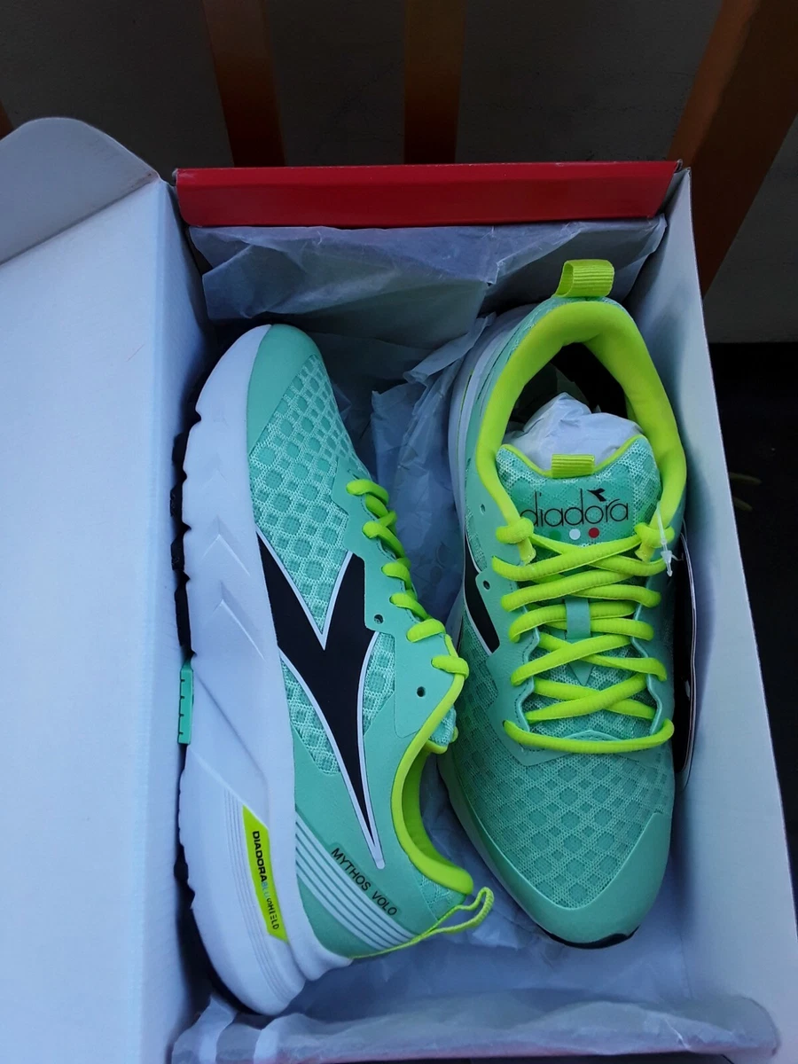 Diadora mythos cheap blushield opinioni