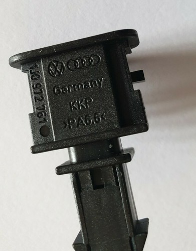 Genuine Y-cable for retrofitting the RSE preparation 8R0051711A / 8R0 051 711 A - Picture 7 of 11
