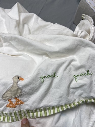 Pottery Barn Kids ~ volante, plumero, falda, preciosos animales de granja... ¡¡Tan lindo!!! - Imagen 7 de 15