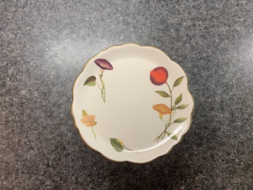 The White Barn Candle Company, Candle Holder-Fruit & Vegetable Design - Picture 2 of 3