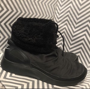 nike lightweight boots