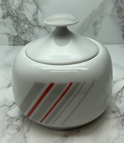 Winterling Kirchenlamitz Bavaria #5 Creamer Jug & Sugar. ***READ DESCRIPTION - Picture 6 of 10