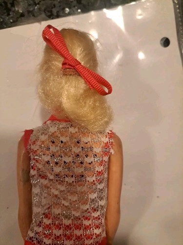 Vintage 1969 Talking (Mute) Barbie Brunette With Original Swimsuit - Picture 8 of 24