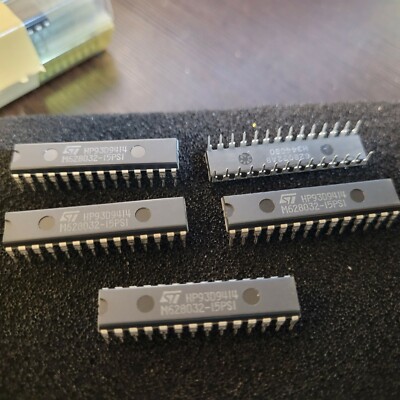 (5PCS) M628032-15PSI  SGS Static RAM  32Kx8 28 Pin Plastic DIP USA SALE NEW  $19