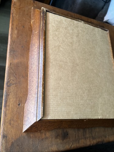 Vintage Medium Wood Picture Frame With Gold Accents 8x10 - Picture 12 of 12