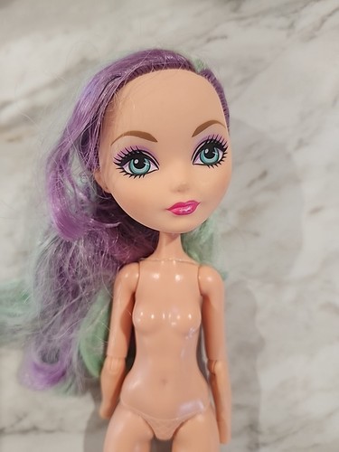 Neue Madeline Hutmacher Ever After High Puppe (ohne Hände) von Hat-Tastic TeaParty - Bild 3 von 6
