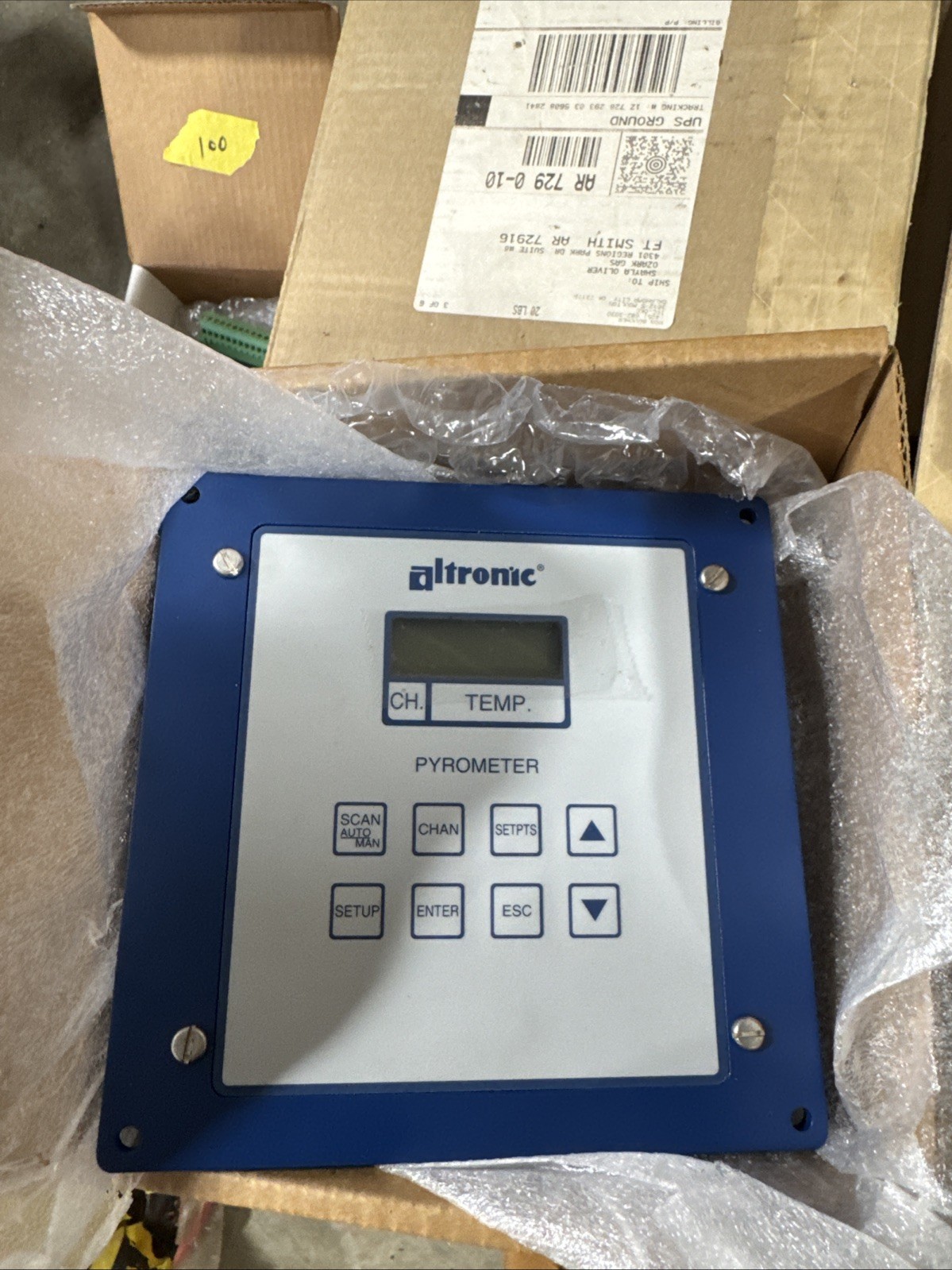 Altronic DPYH-4398U Pyrometer 8 Point Display
