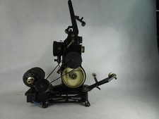 projecteur ancien PATHE BABY avec moteur 9.5 mm cinéma film old movie projector