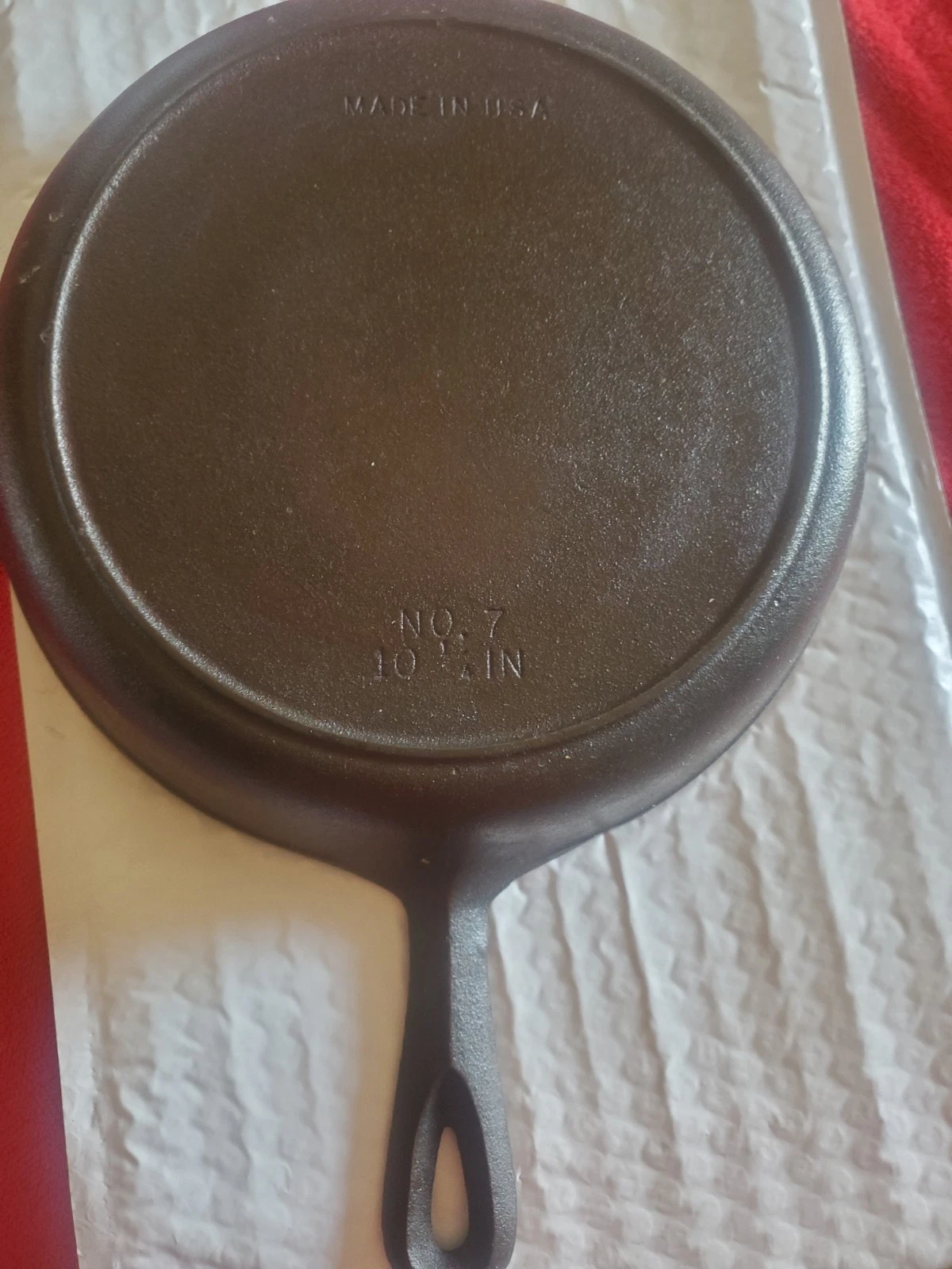 Vtg. Cast Iron Skillet No. 7 Made in USA Vintage 10 1/4 IN
Opens in a new window or tab